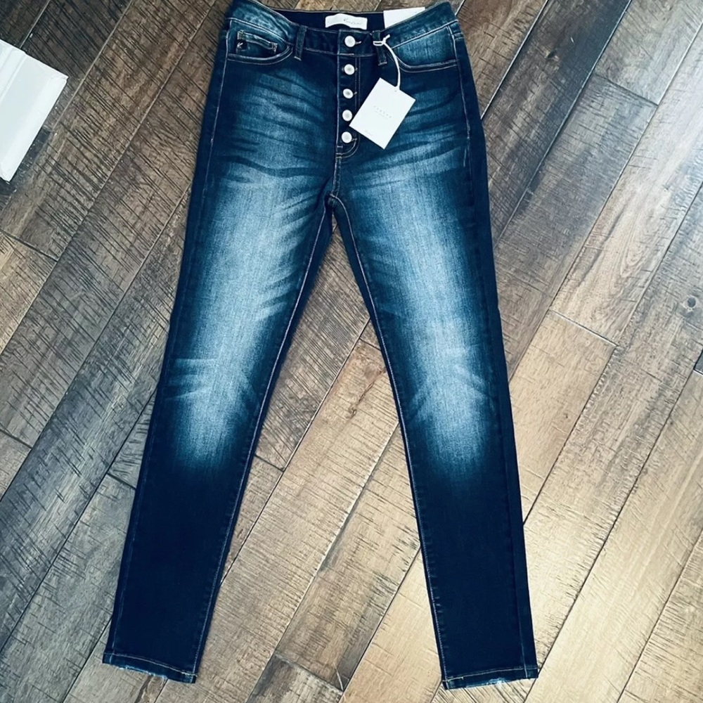 ⚡️NWT⚡️ KanCan | Button High Rise | size: 28/9